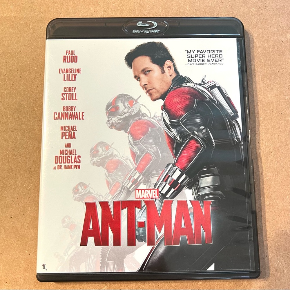 Blu-Ray ANT-MAN Marvel Super Hero Movie FIlm - Paul Rudd - Evangeline Lilly